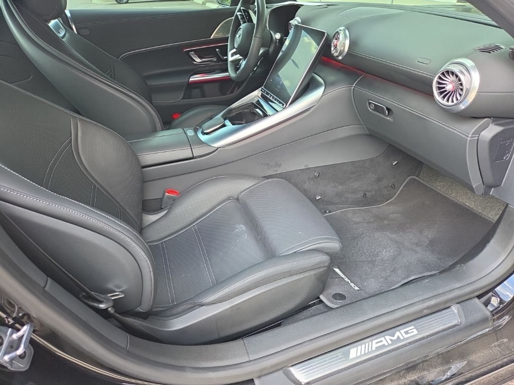 Certified Used 2025 Obsidian Black Metallic Mercedes-Benz  image 14