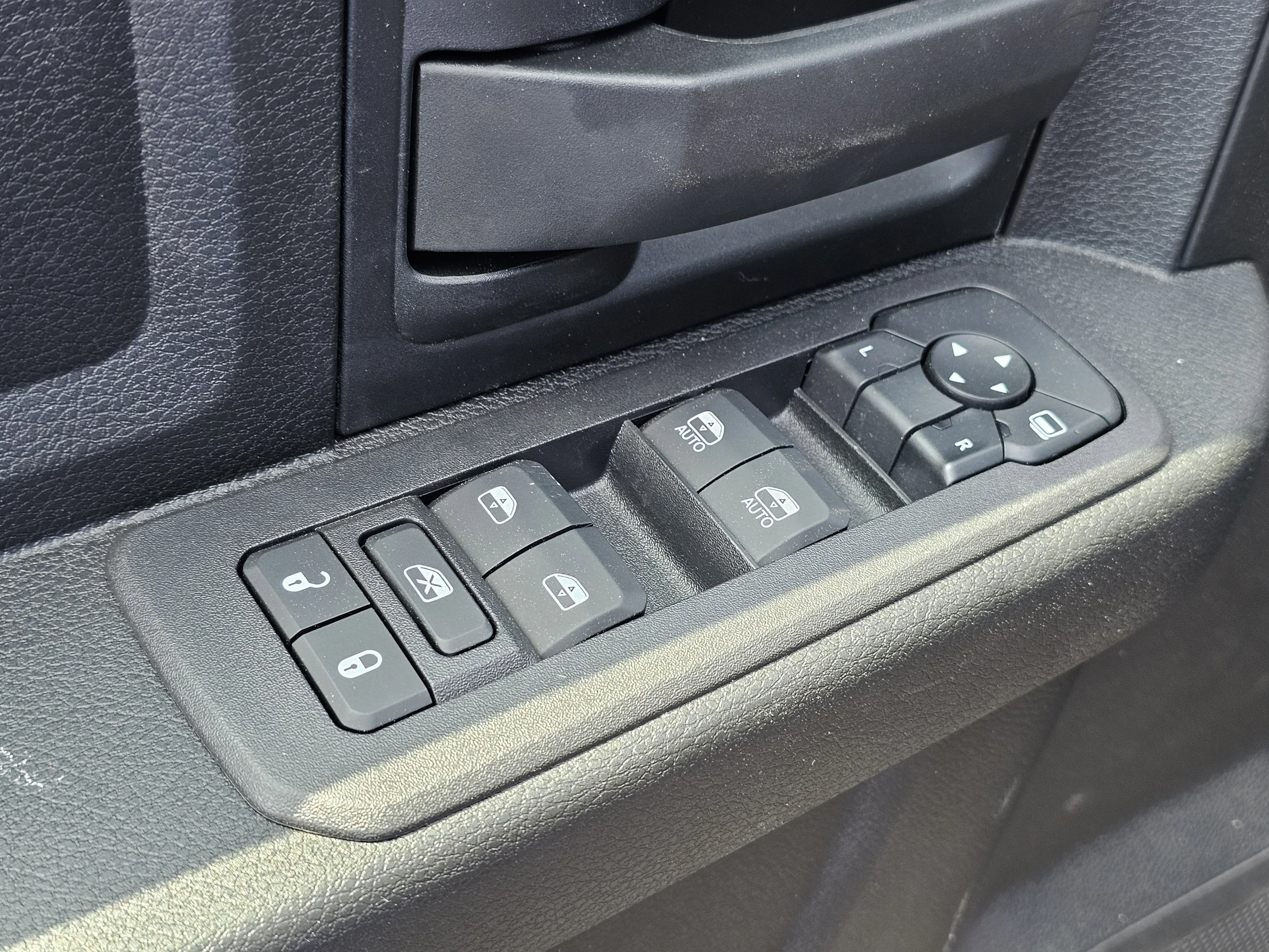 2025 RAM 2500 Tradesman - Photo 17