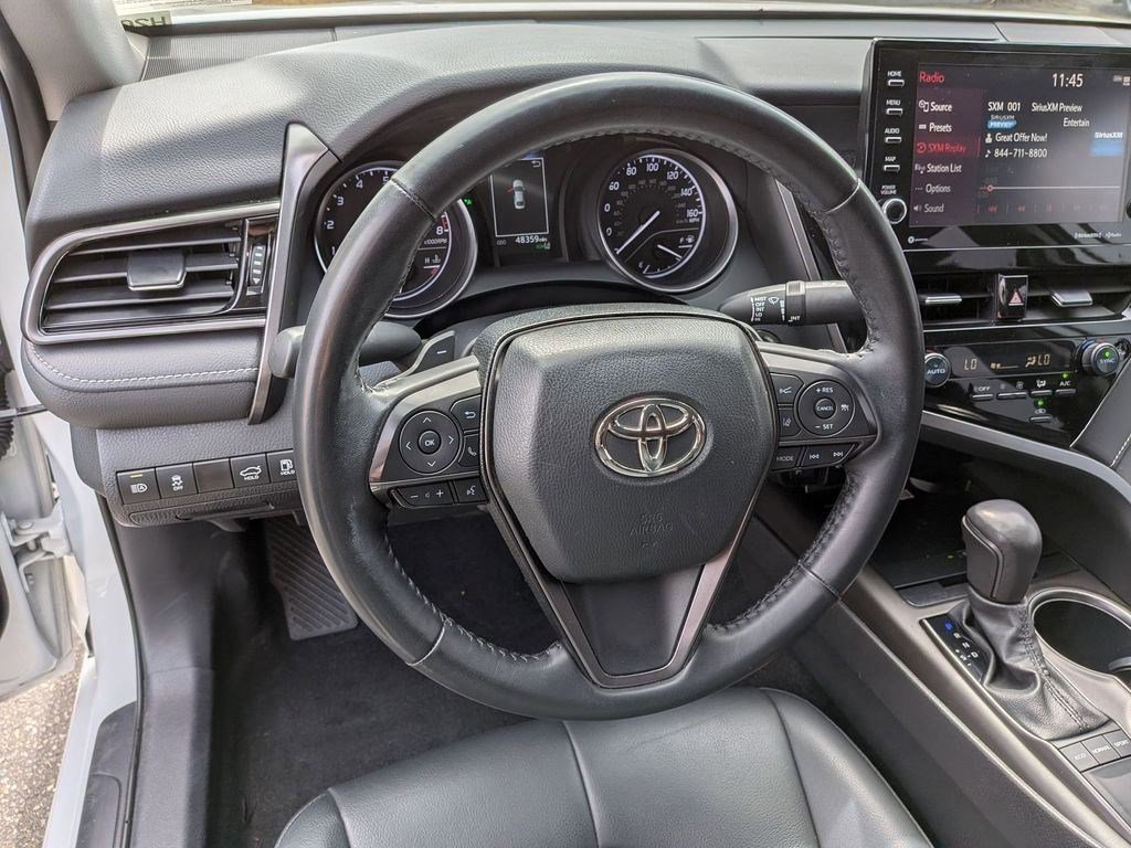 Used 2024 Ice Toyota SE image 15