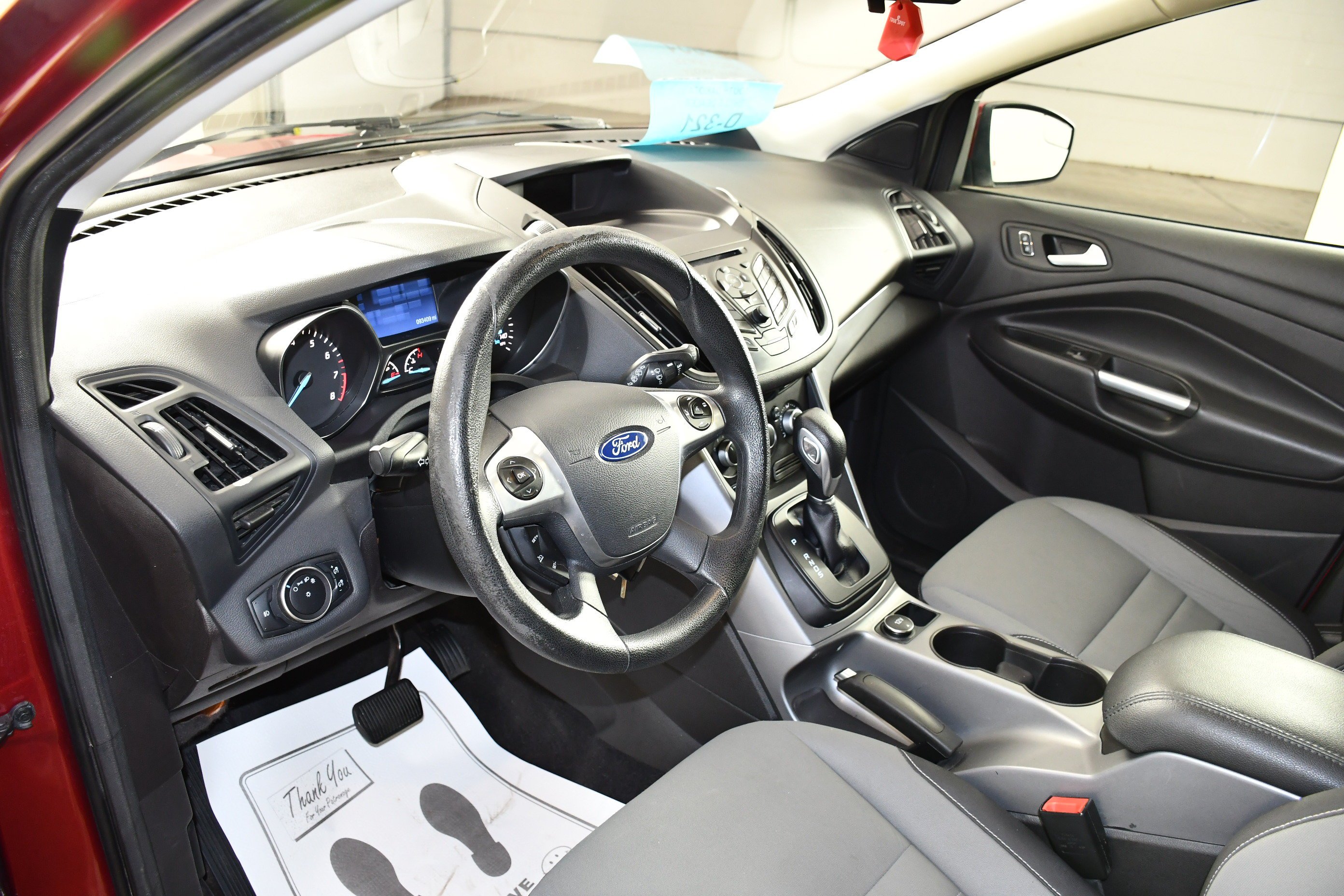 Used 2015 Ruby Red Metallic Ford SE image 2