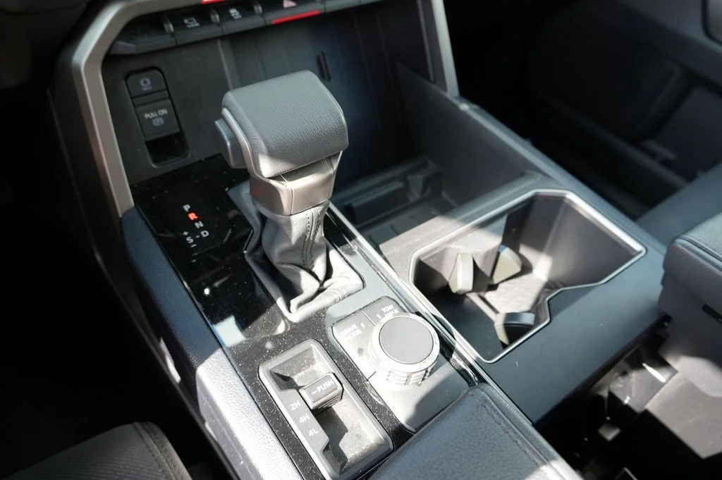 Used 2026 Ice Cap Toyota SR5 image 30