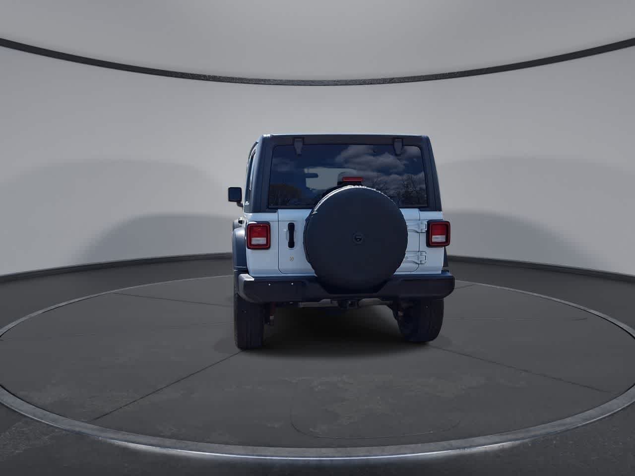 Used 2018 Bright White Clearcoat Jeep Sport S image 7
