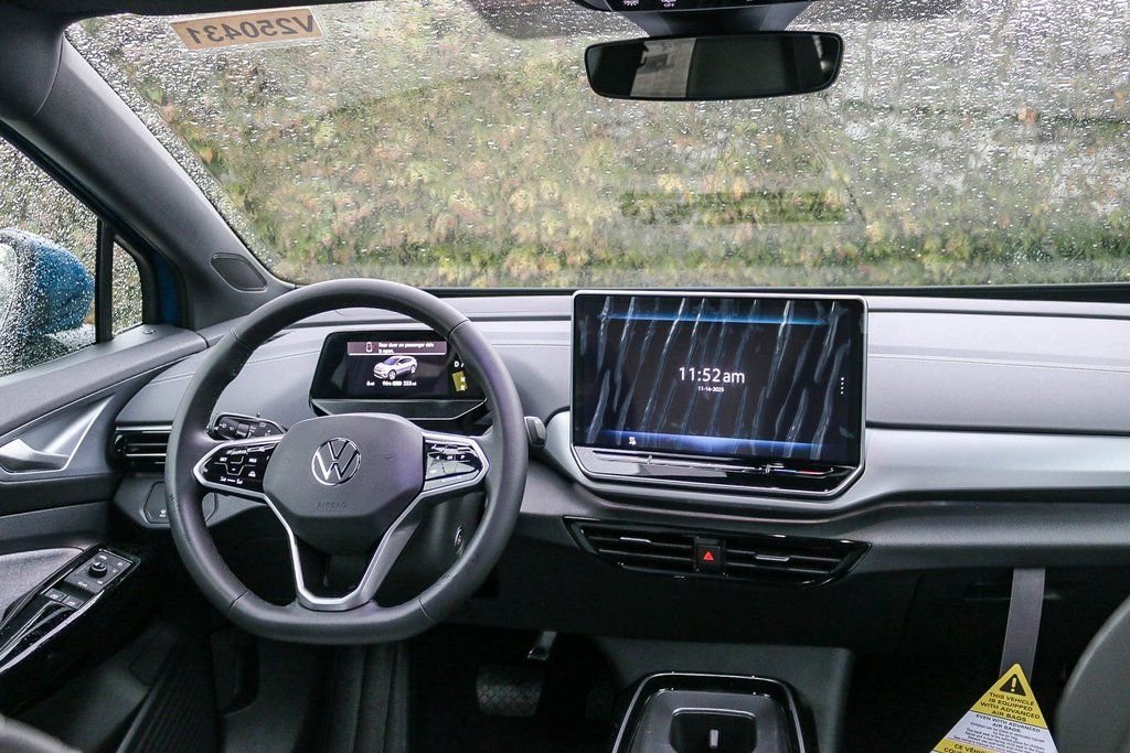 New 2025  Volkswagen Pro image 13