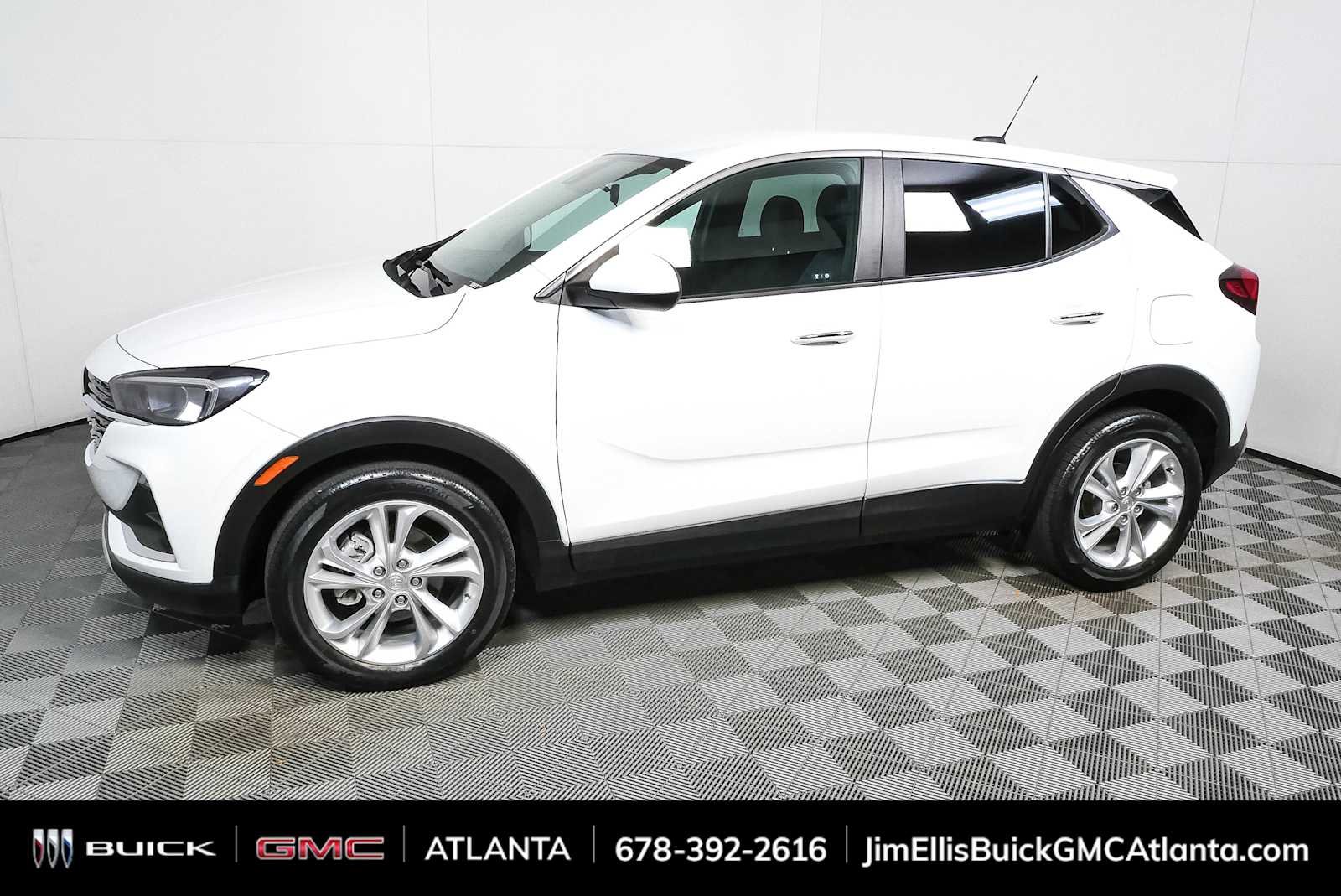 Used 2023 Summit White Buick Preferred image 27