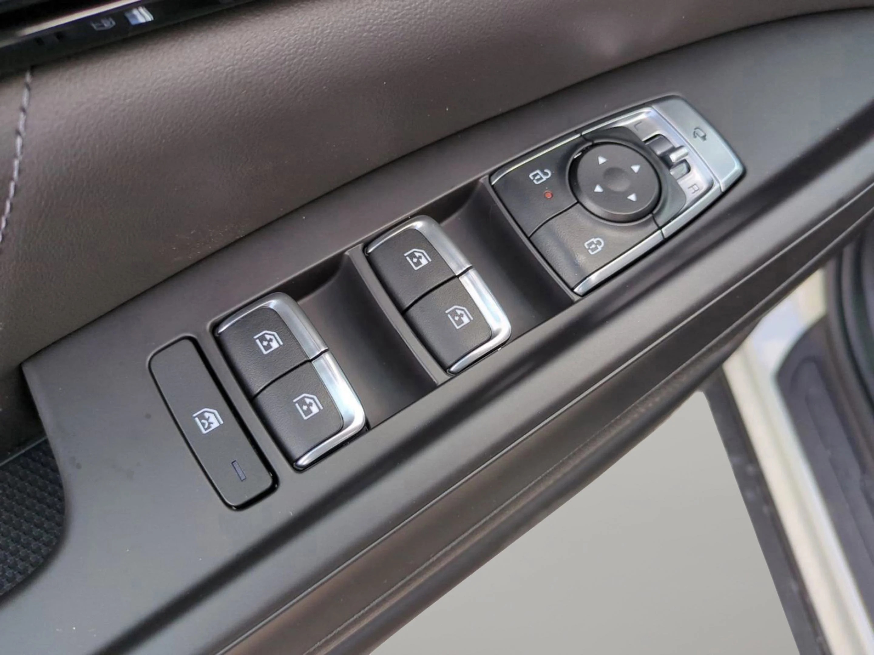 2026 Kia Carnival SX Prestige - Photo 31