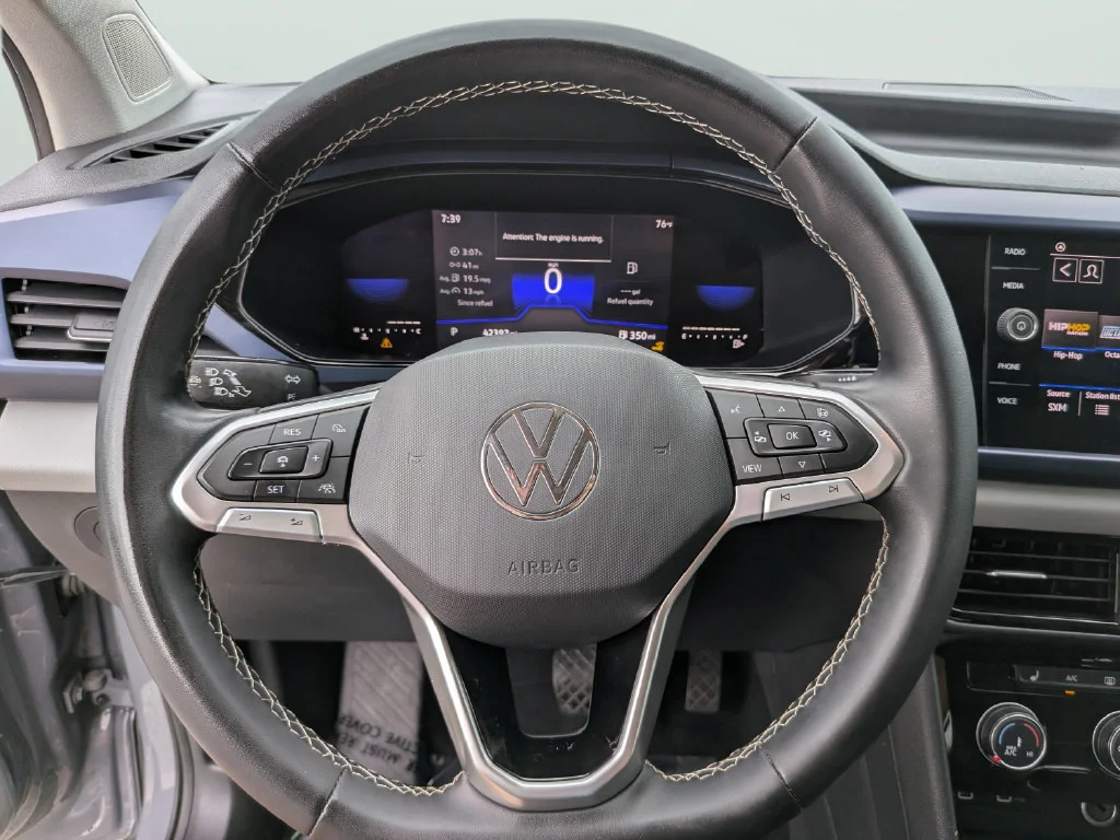Used 2023 Gray Volkswagen 1.5T SE image 27