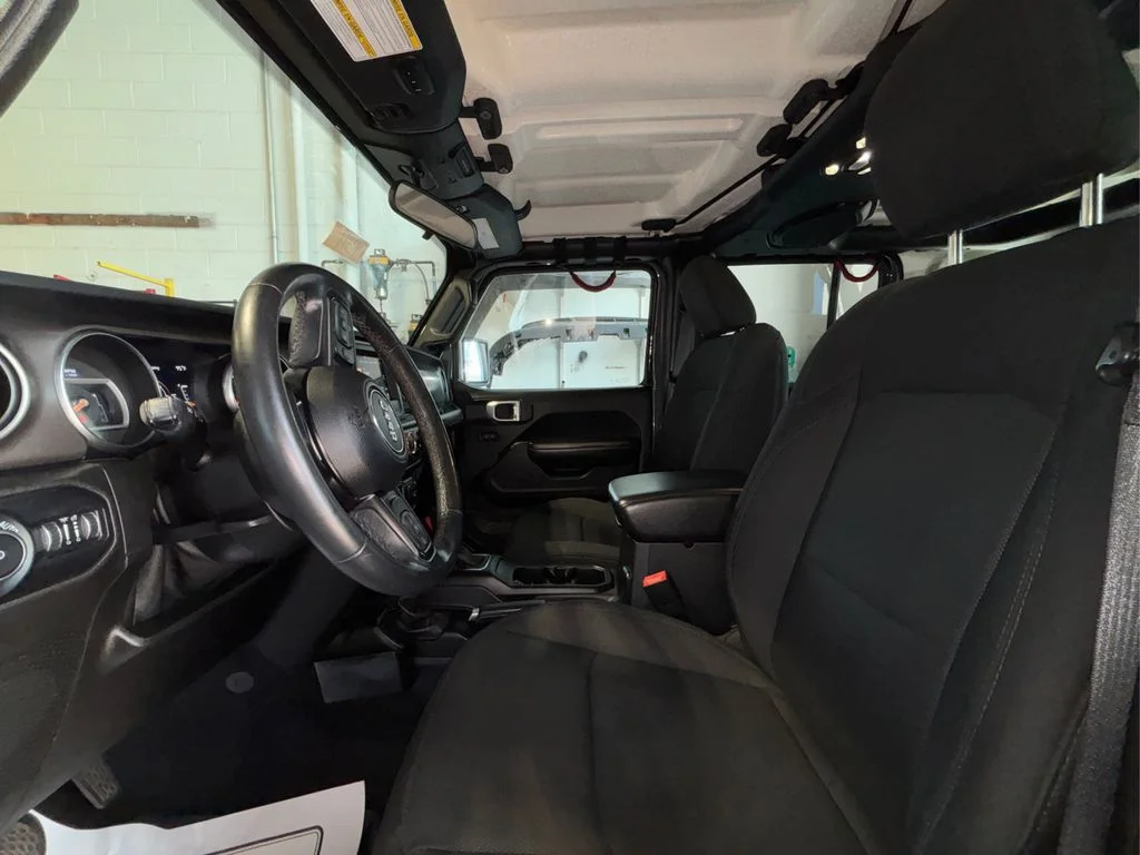Certified Used 2019 Granite Crystal Clearcoat Metallic Jeep Unlimited Sport S image 29