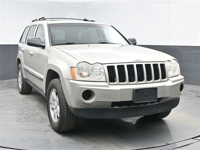 Used 2007 Jeep Grand Cherokee Laredo with VIN 1J8GR48K37C503427 for sale in Morristown, TN
