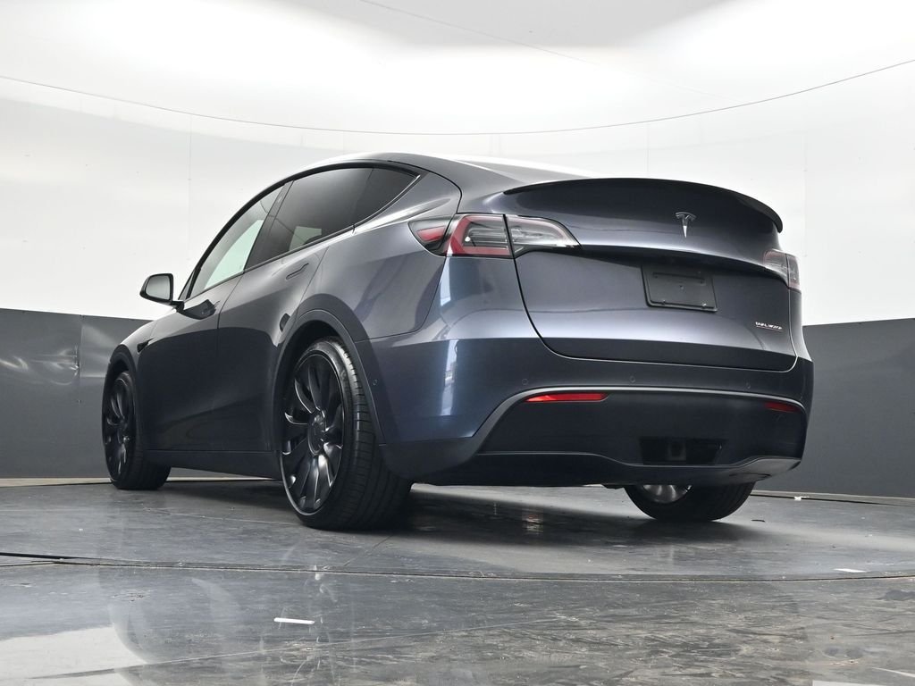 Used 2020  Tesla Performance image 39