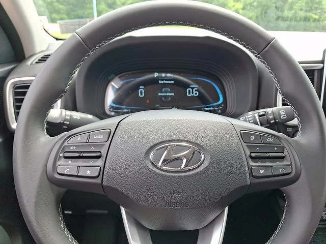 New 2026 Silver Hyundai SEL image 15