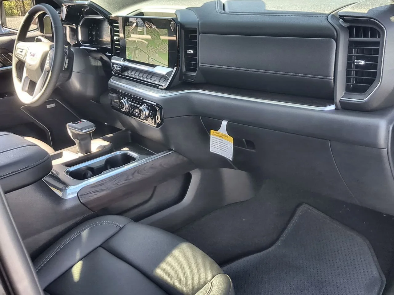 New 2026 TITANIUM RUSH METALLIC GMC SLT image 30