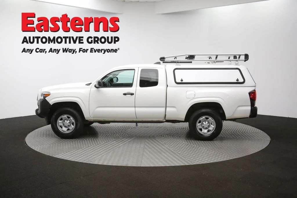 Used 2021 White Toyota SR image 58