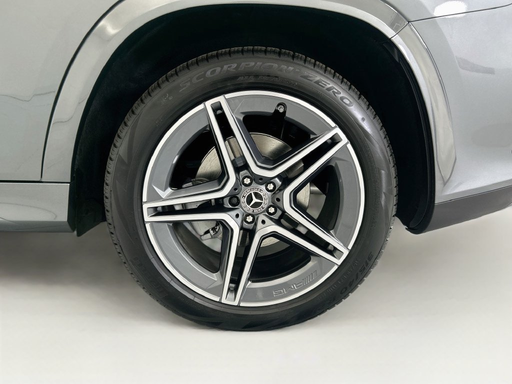 New 2026 Selenite Grey Metallic Mercedes-Benz GLS 450 image 30