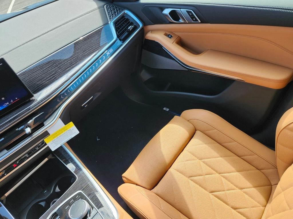 New 2026 Black BMW xDrive40i image 15
