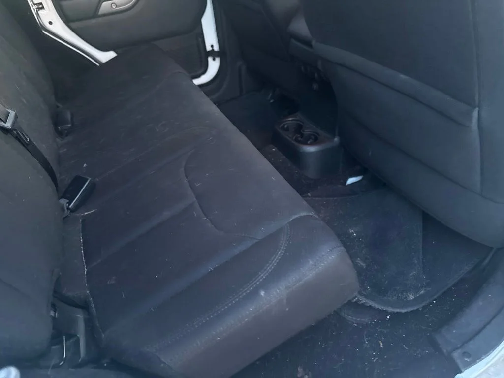 Used 2018 White Jeep Unlimited Sport image 16