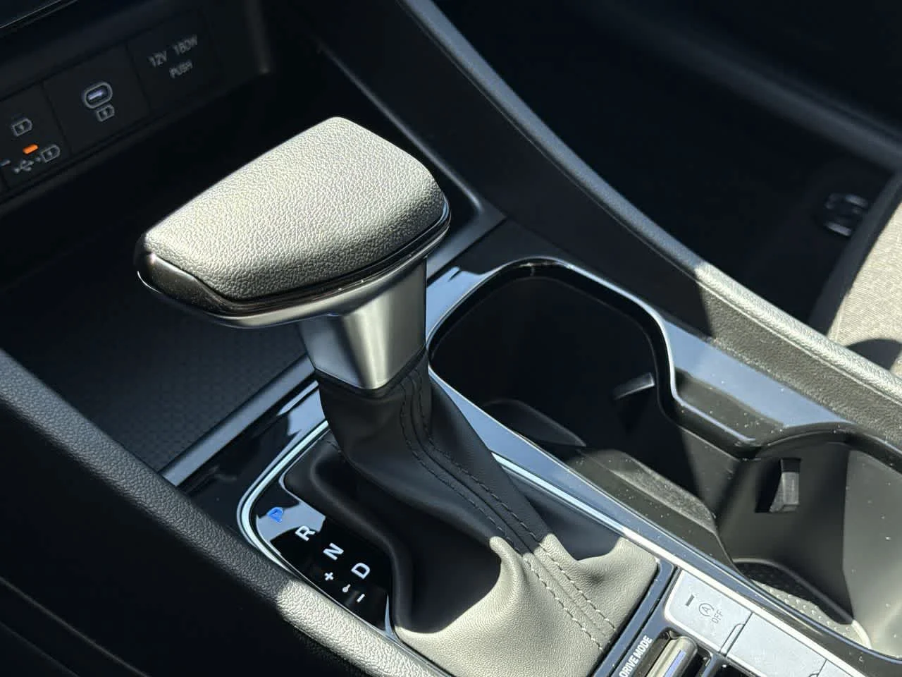 New 2026 Ecotronic Gray Hyundai SEL FWD image 21