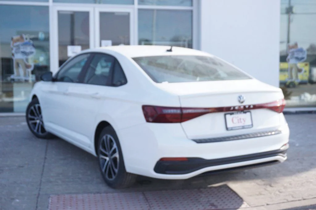 New 2026 White Volkswagen 1.5T Sport image 7