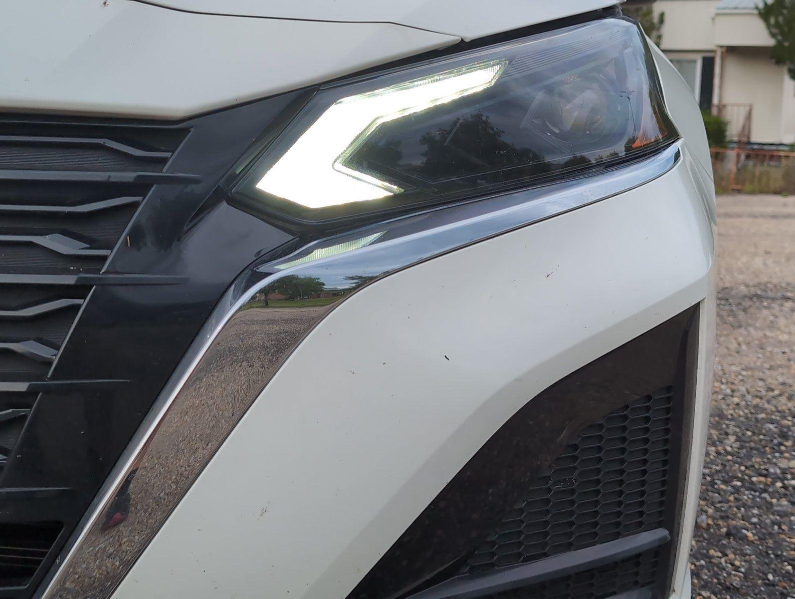 2025 Nissan Altima SV - Photo 12