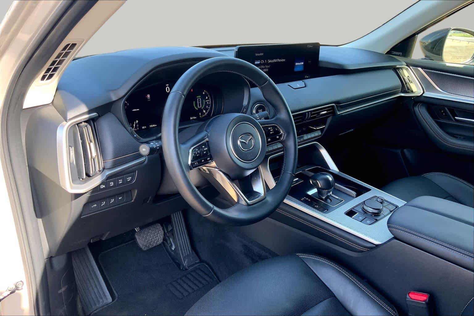 Used 2026 Platinum Quartz Mazda Premium Sport image 18