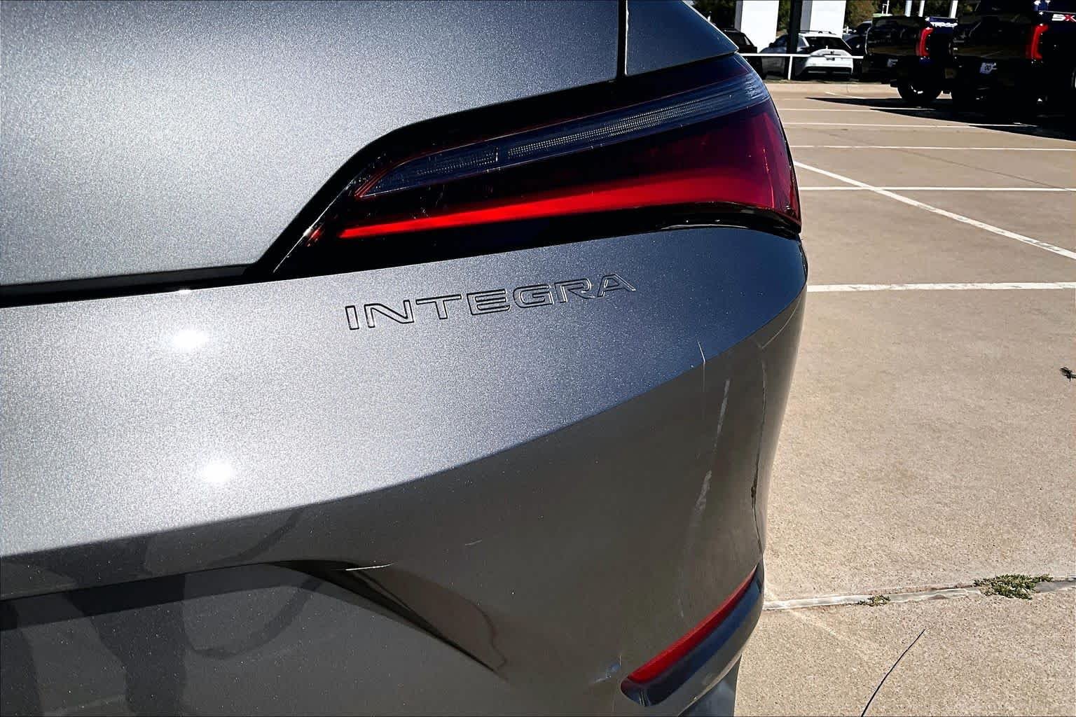 Used 2024 Liquid Carbon Metallic Acura  image 10