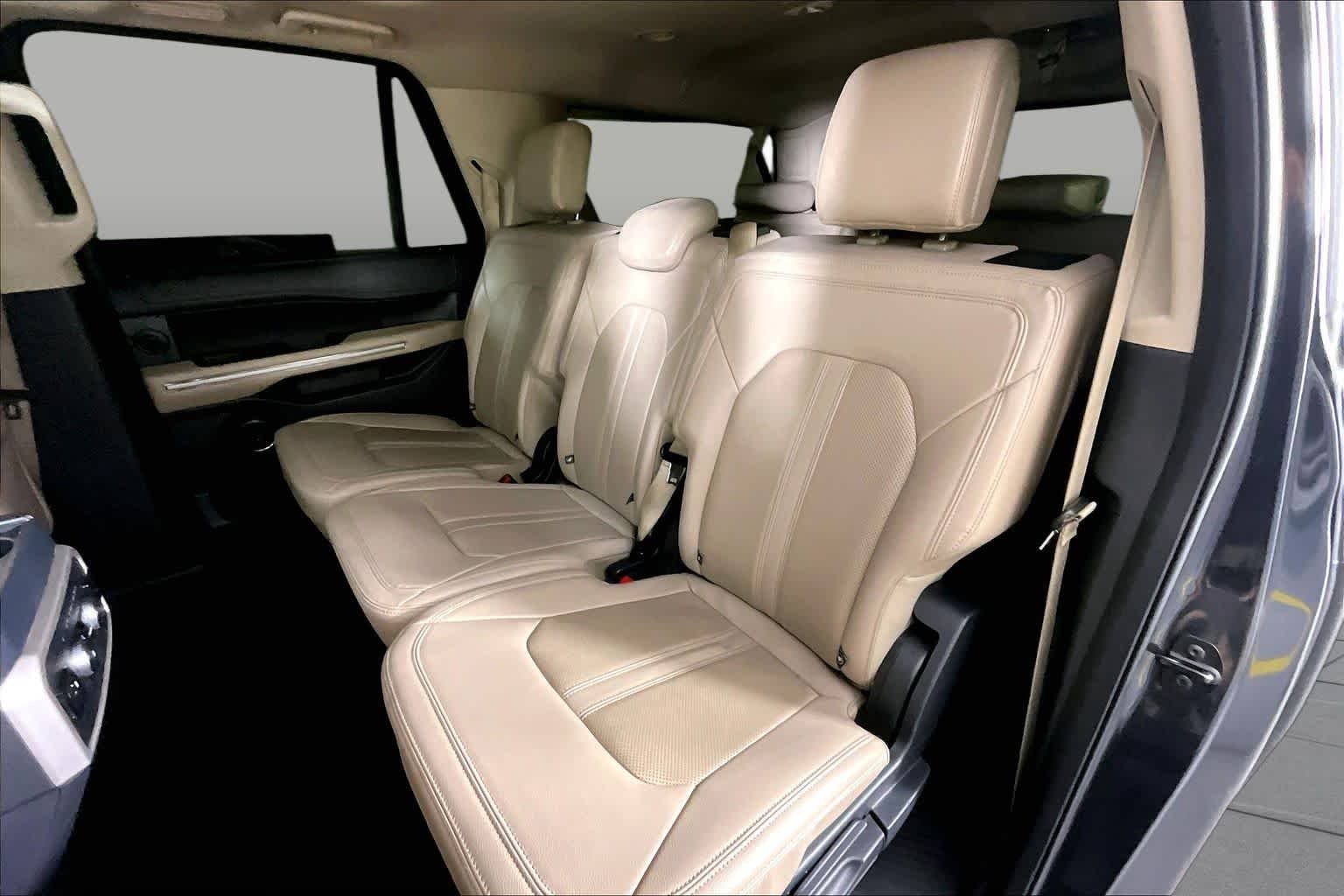 Used 2023 Dark Matter Gray Ford Limited image 18