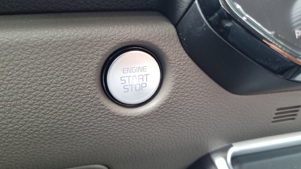 New 2027 Ceramic Silver Kia EX image 24