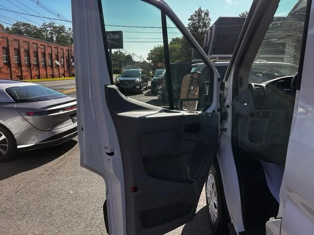 Used 2019 White Ford XLT image 10