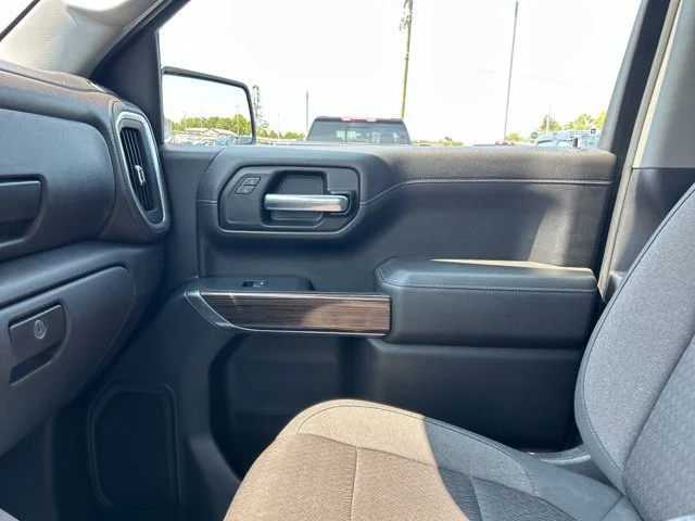 2019 Chevrolet Silverado 1500 RST - Photo 38