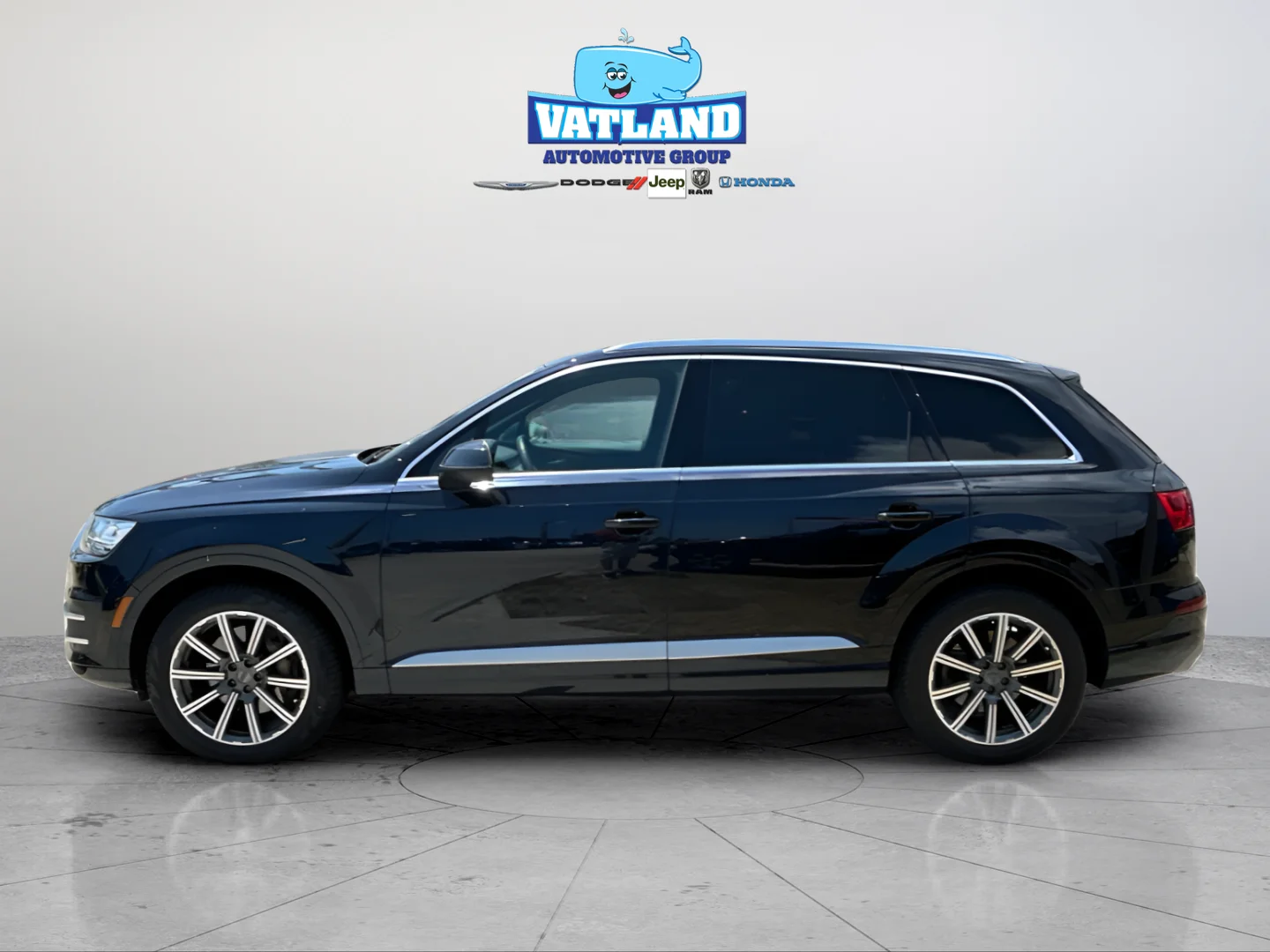 Used 2017 Audi Q7 Prestige with VIN WA1VAAF76HD031149 for sale in Owensboro, KY