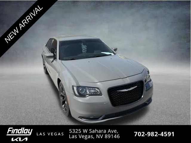 Used 2019 Gray Chrysler S image 7
