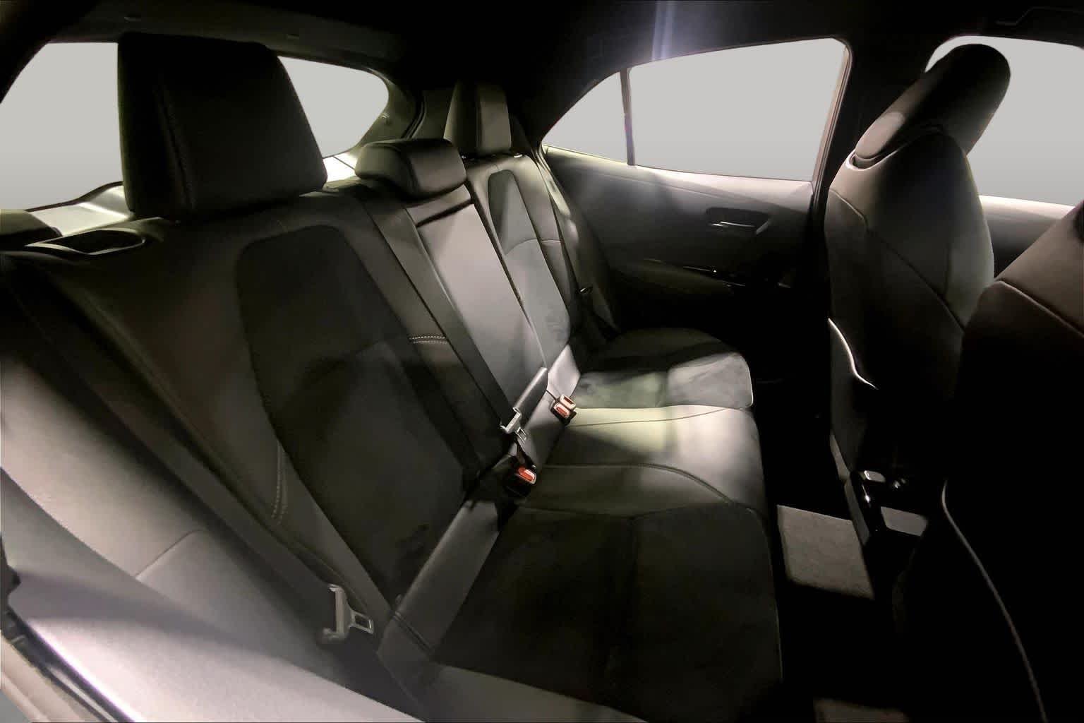 Used 2025 Ice Cap Toyota Premium image 39