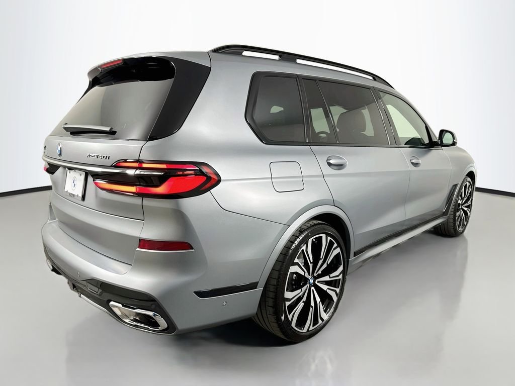 New 2027 Gray Metallic BMW xDrive40i image 5