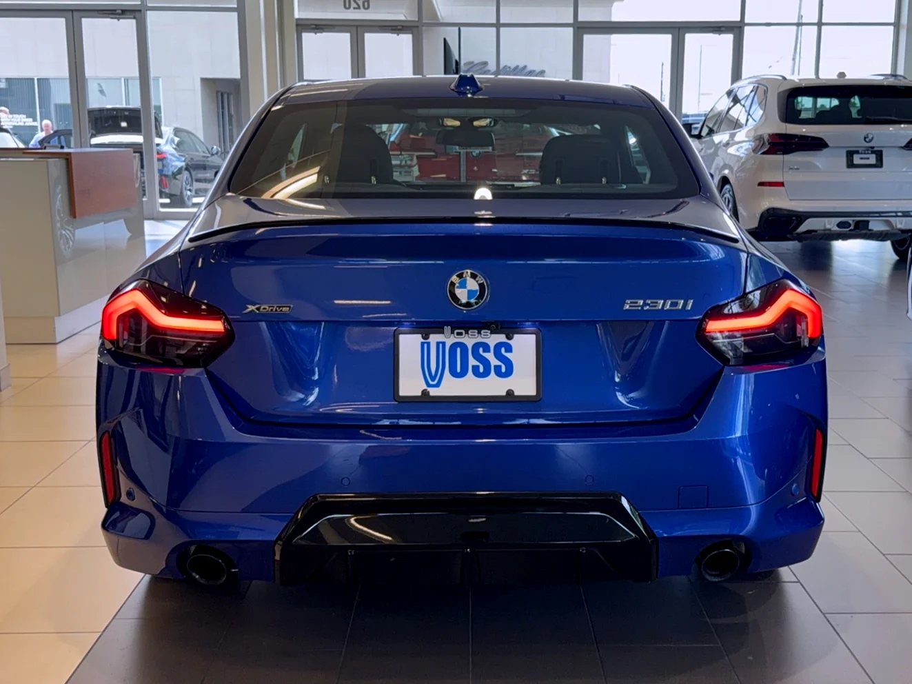 New 2025 Portimao Blue Metallic BMW i xDrive image 4