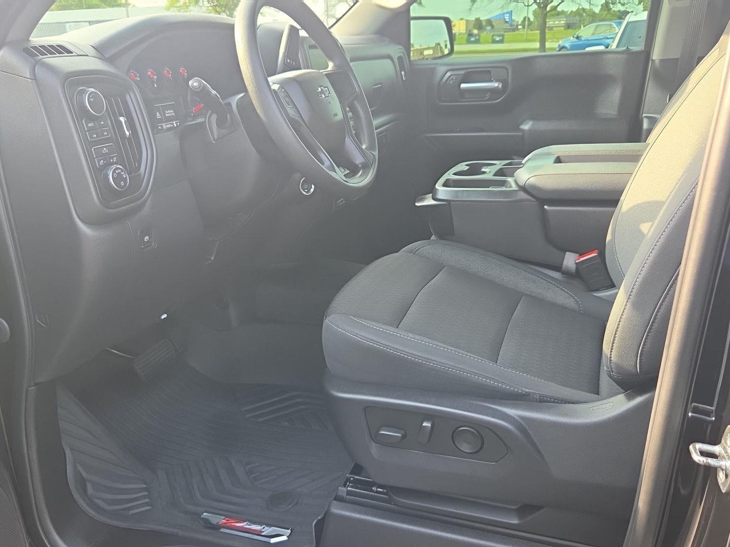 Used 2023 Black Chevrolet Custom Trail Boss image 10