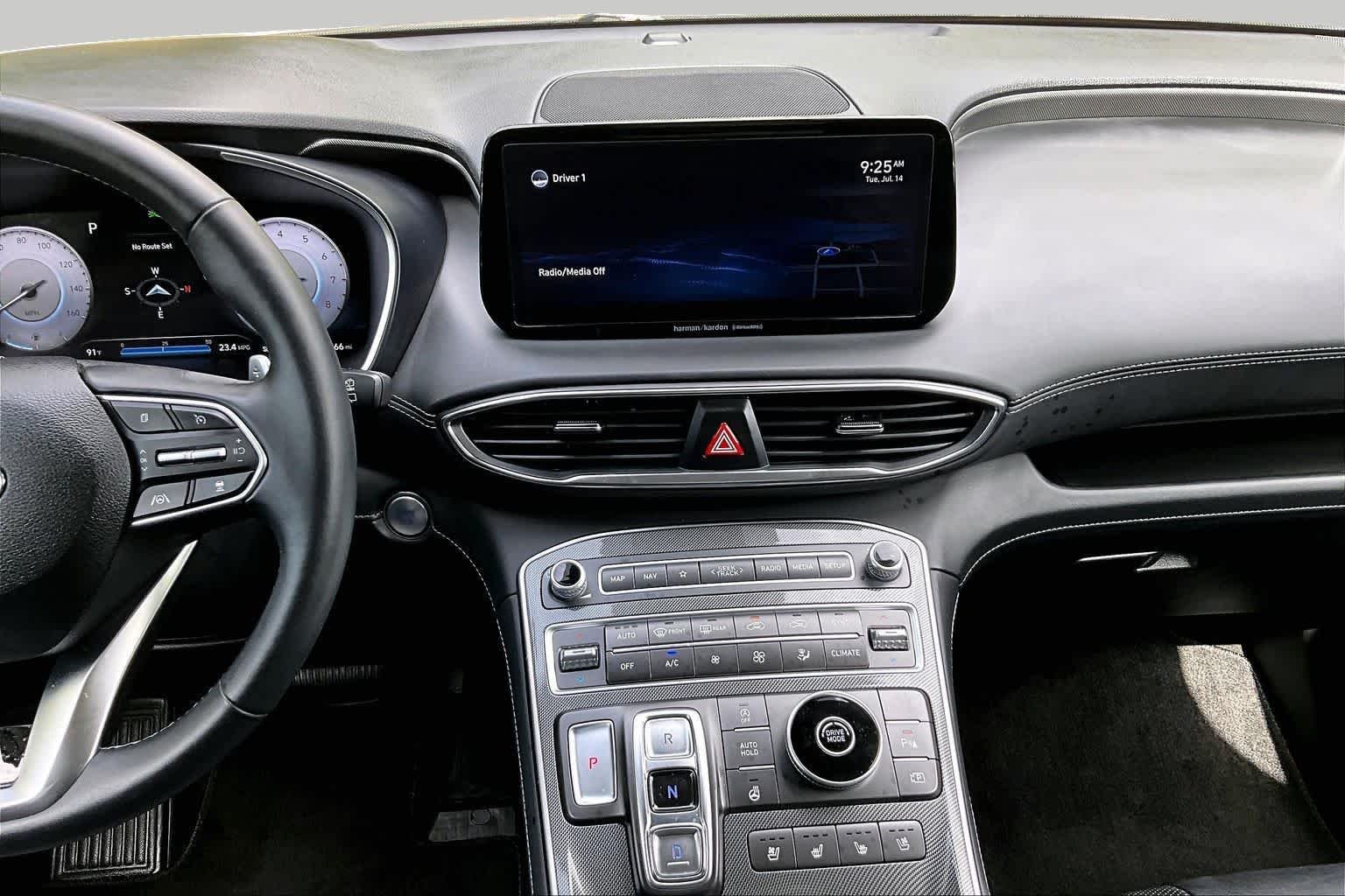 Used 2022 Hampton Gray Hyundai Limited image 7