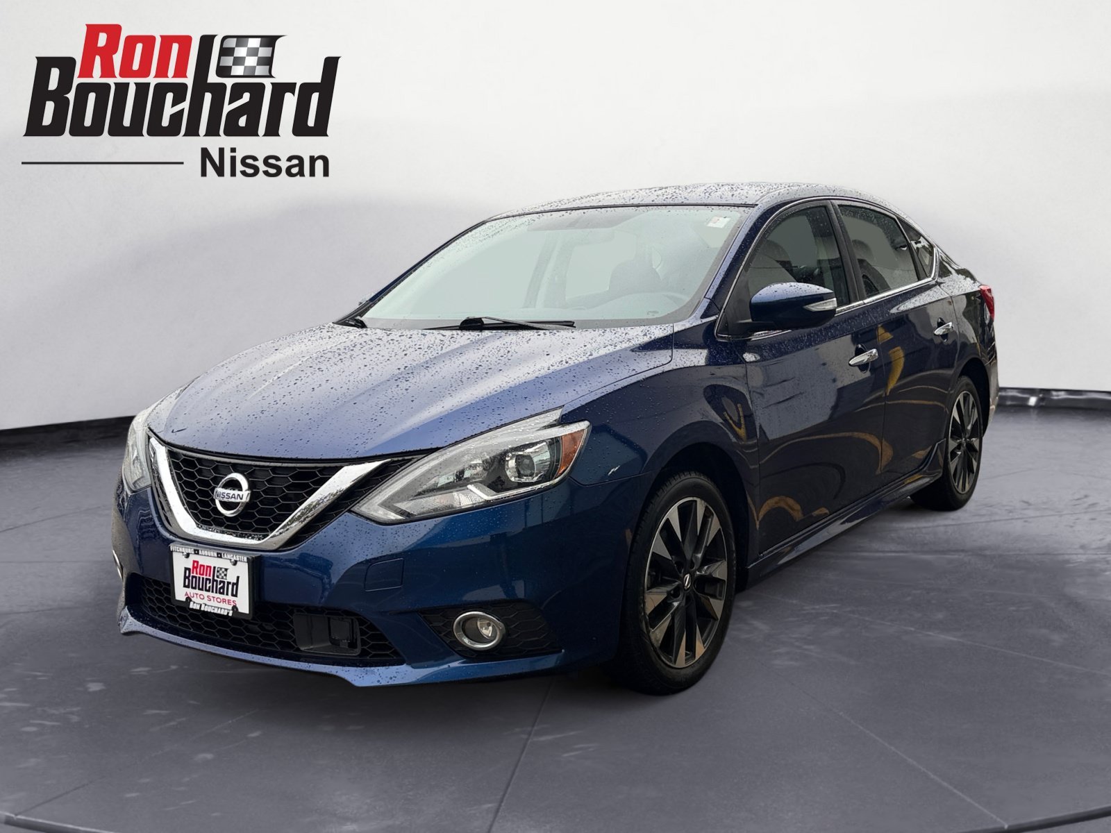Used 2018 Deep Blue Pearl Nissan SR image 5