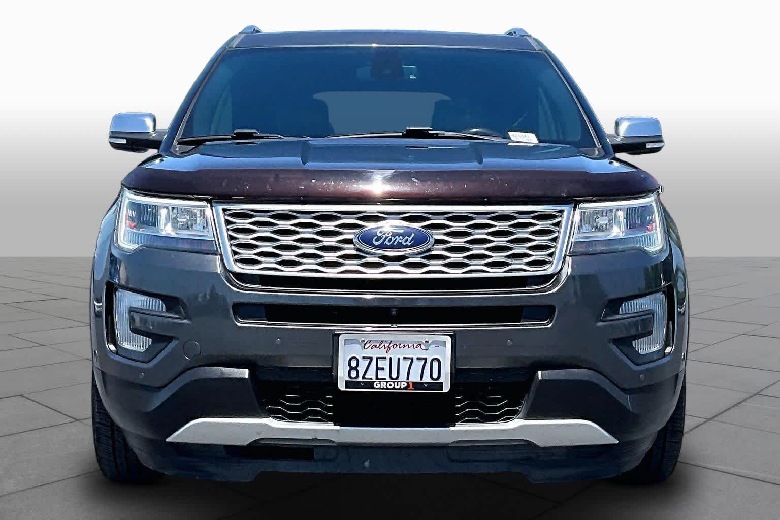Used 2017 Magnetic Metallic Ford Platinum image 3