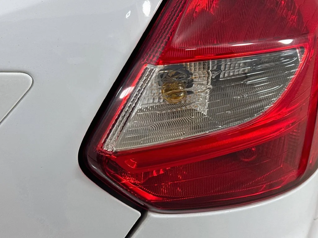 Used 2014 Oxford White Ford SE image 29