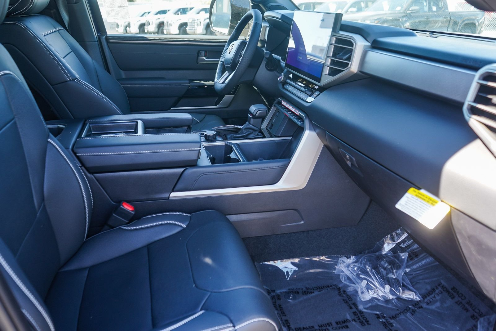 2026 Toyota Tundra Limited - Photo 16