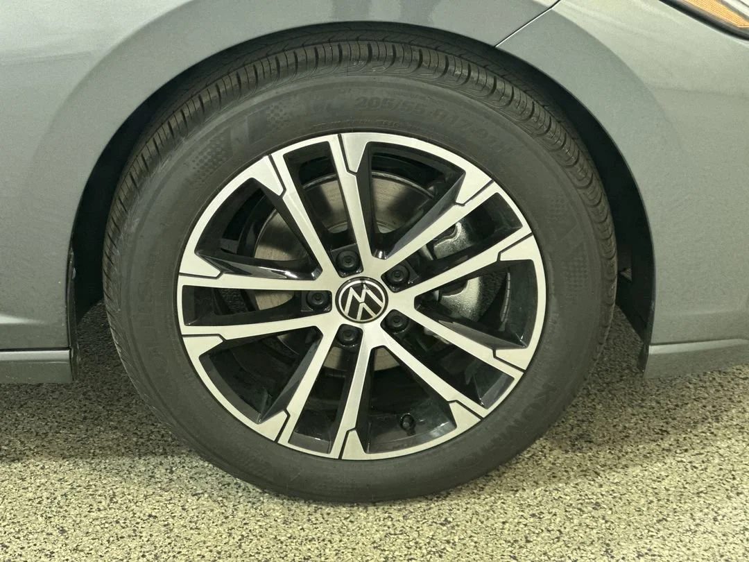 New 2026 Platinum Gray Metallic Volkswagen Sport image 10