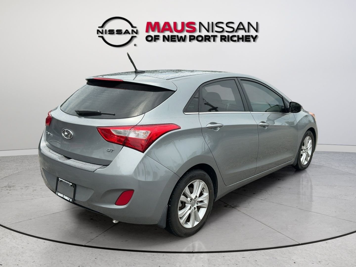 Used 2015 Gray Hyundai Base image 10
