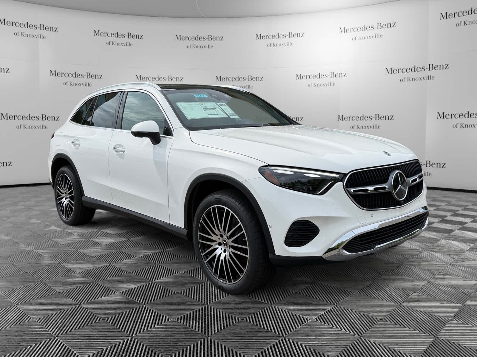 New 2026 Polar White Mercedes-Benz GLC 300 image 7