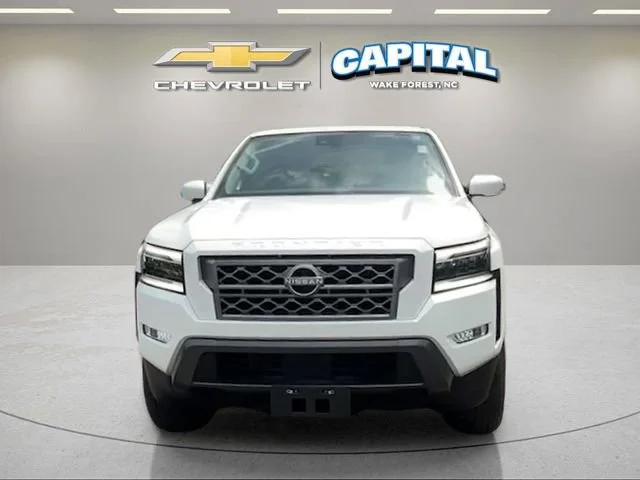 Used 2024 White Nissan SL image 8