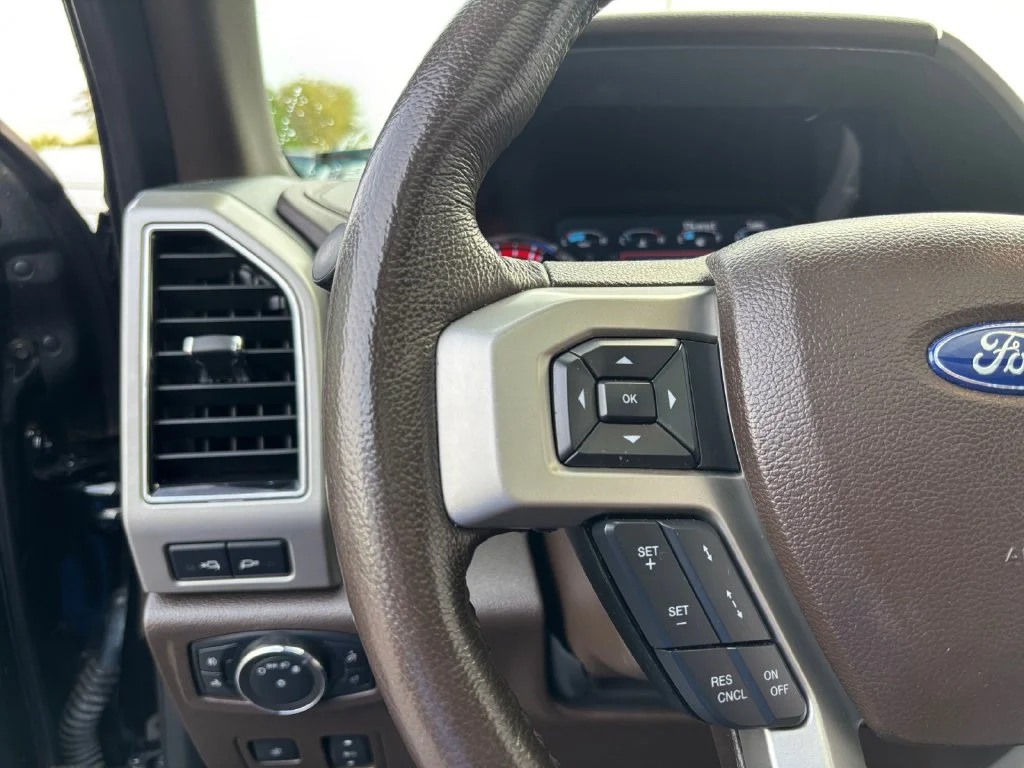 Used 2022 Black Ford King Ranch image 33