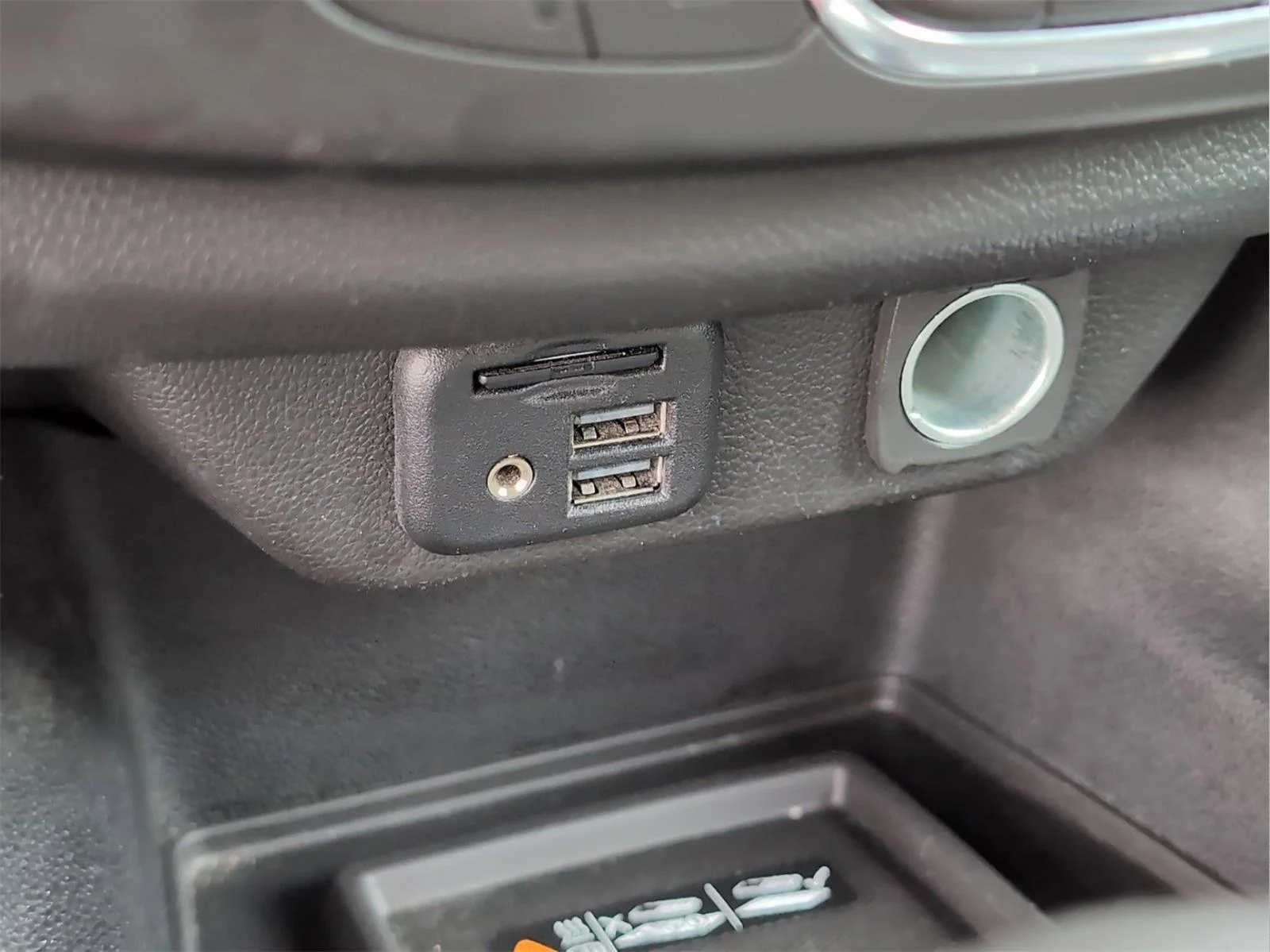 Used 2021 SILVER ICE METALLIC Chevrolet Premier image 20