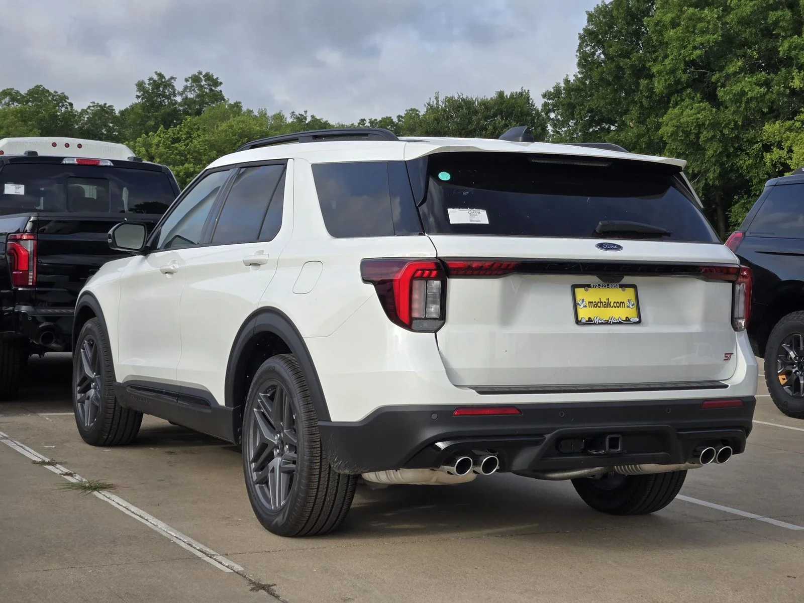 New 2026 Star White Metallic Tri-Coat Ford ST image 3