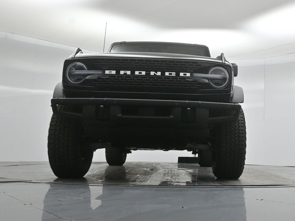 New 2026 Shadow Black Ford Badlands image 45