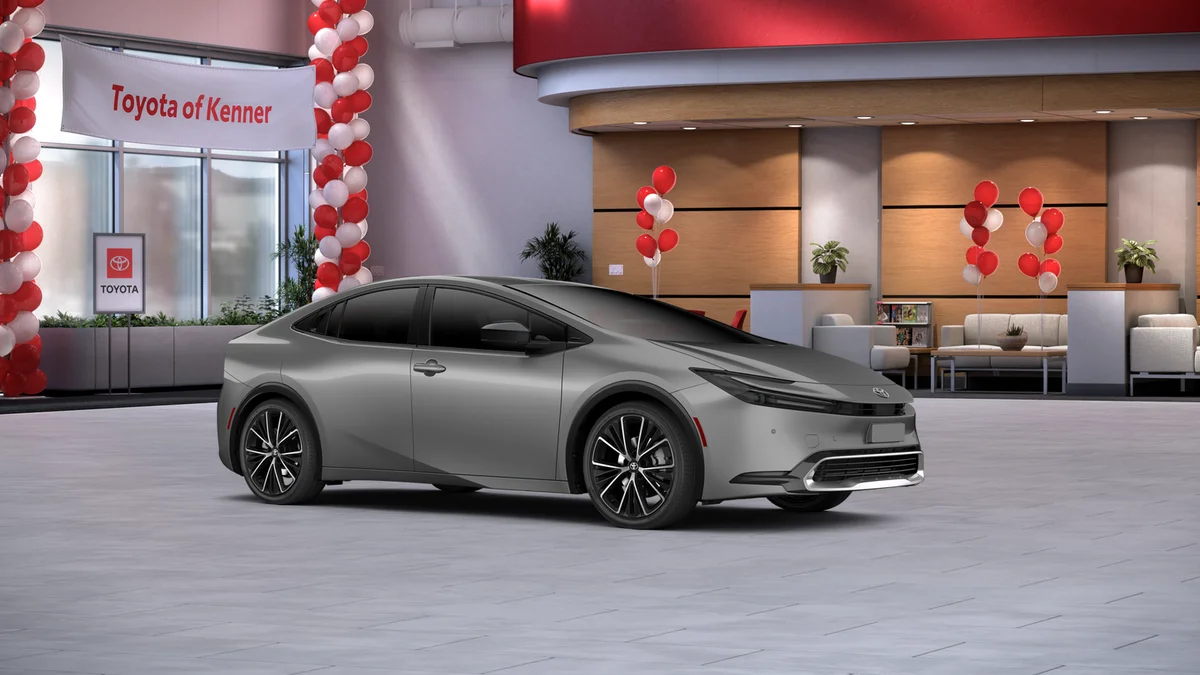 New 2027 Guardian Gray Toyota XLE image 14