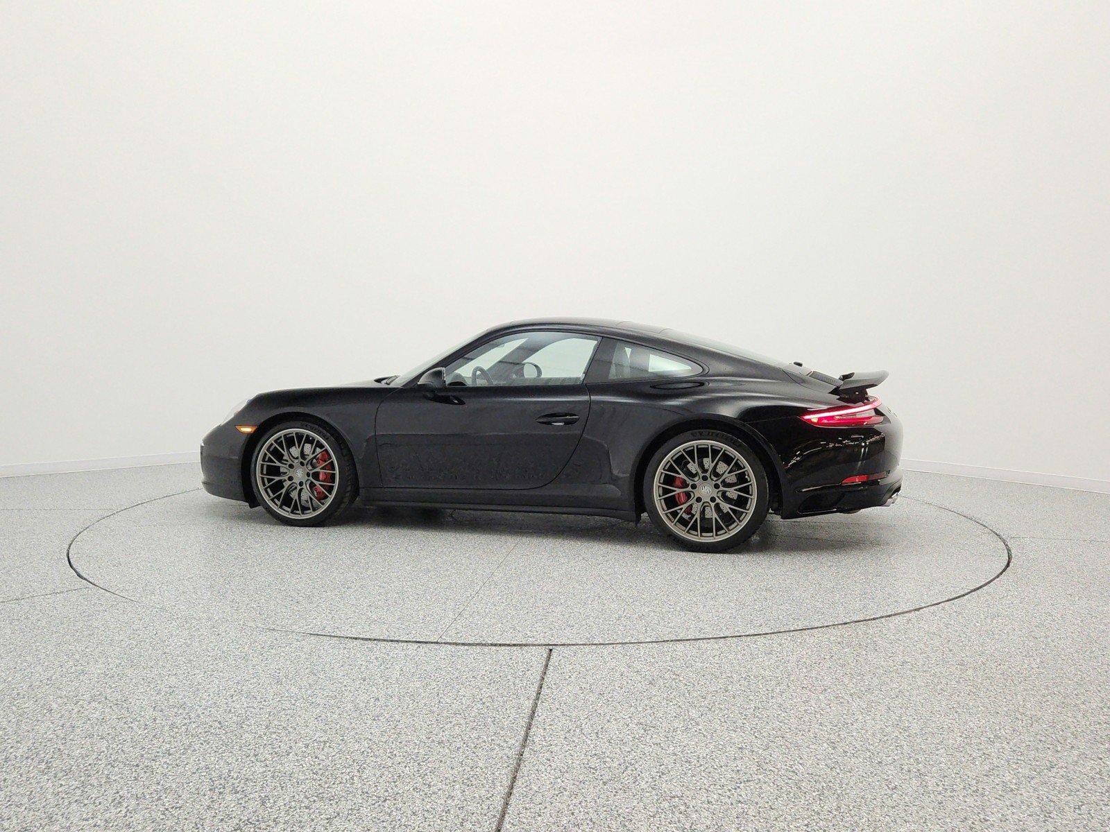 Used 2018 Black Porsche Carrera 4S image 8