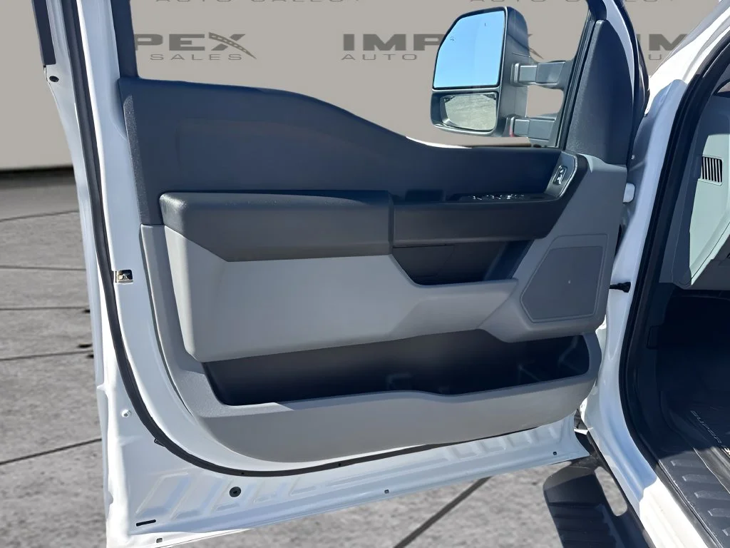Used 2024 White Ford XL image 21